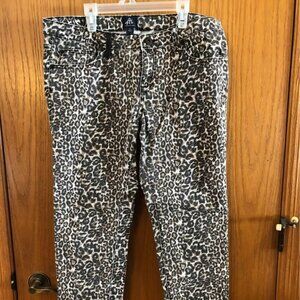 Leopard Print Crop Length Skinny Pants - Size 31